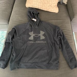 Women’s Under Armour black hoodie Sz XL